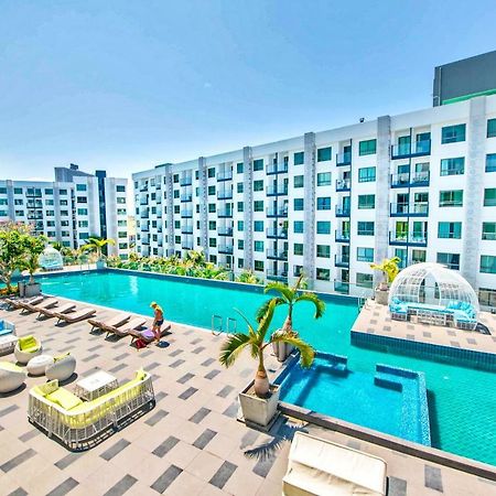 Arcadia Beach Resort Pattaya ภายนอก รูปภาพ