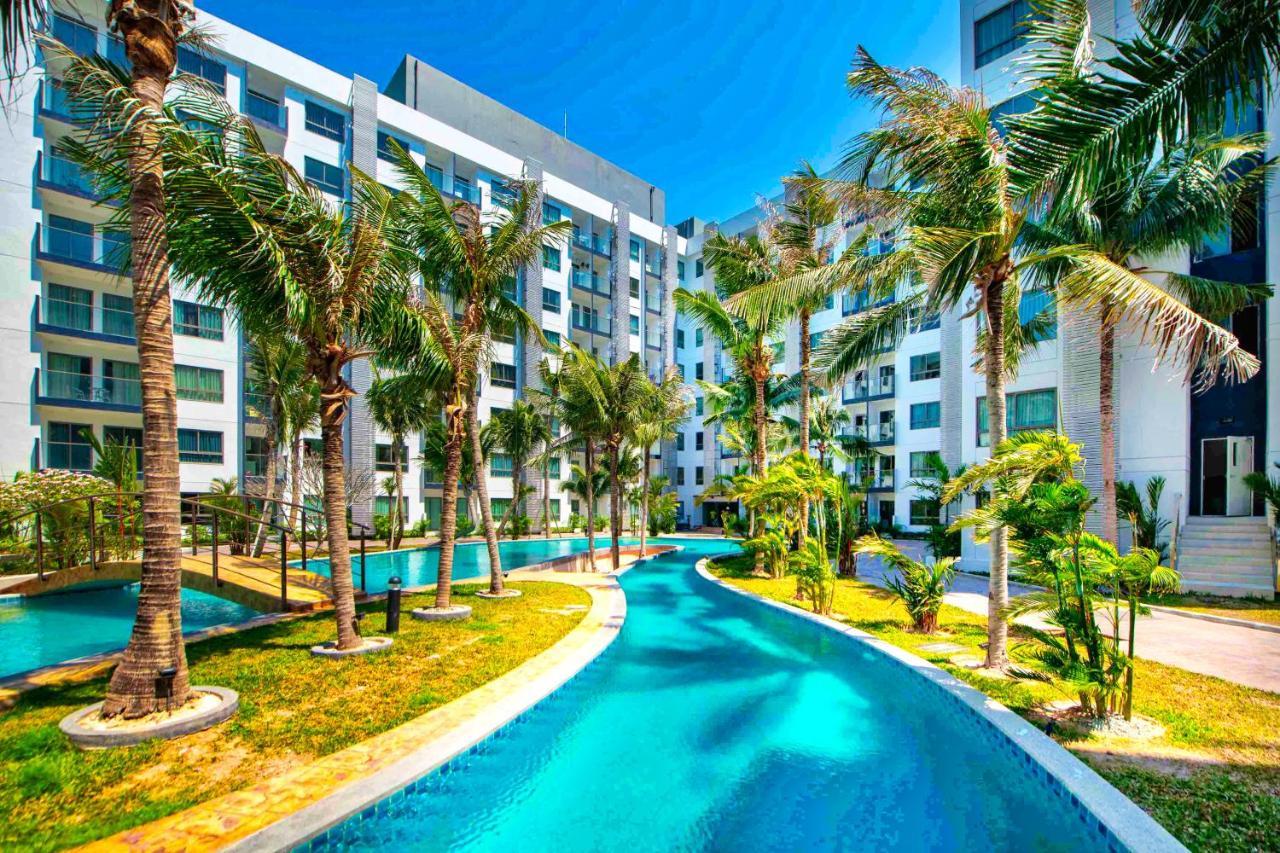 Arcadia Beach Resort Pattaya ภายนอก รูปภาพ