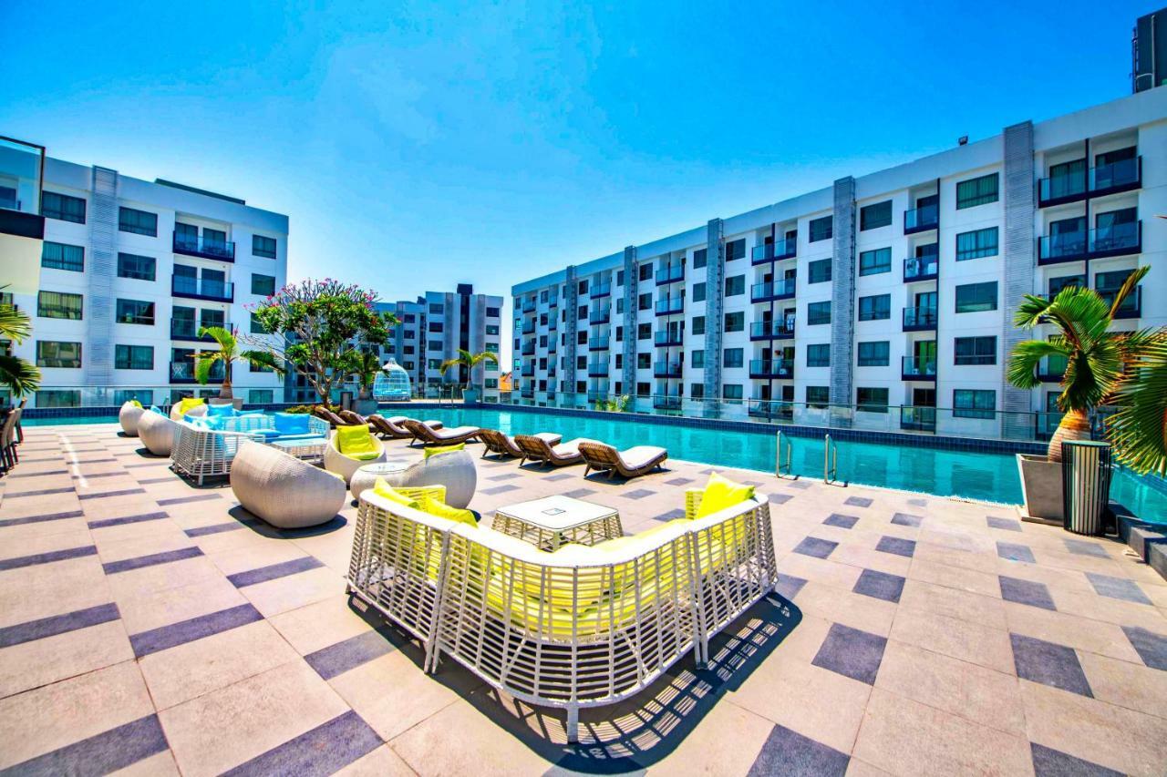 Arcadia Beach Resort Pattaya ภายนอก รูปภาพ